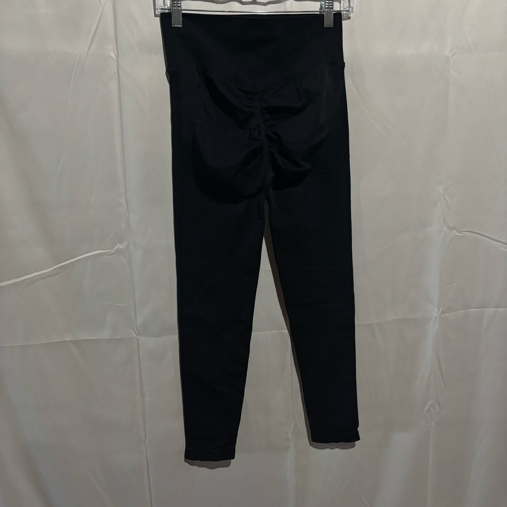 NWOT Scrunch Butt Sculpting Leggings 2 PACK Size Large - Picture 7 of 9